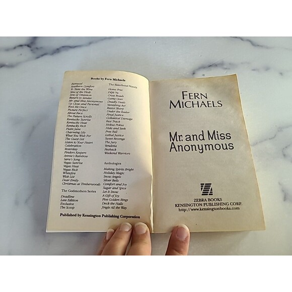 Mr. And Miss Anonymous By Fern Michaels Paperback - Picture 3 of 10